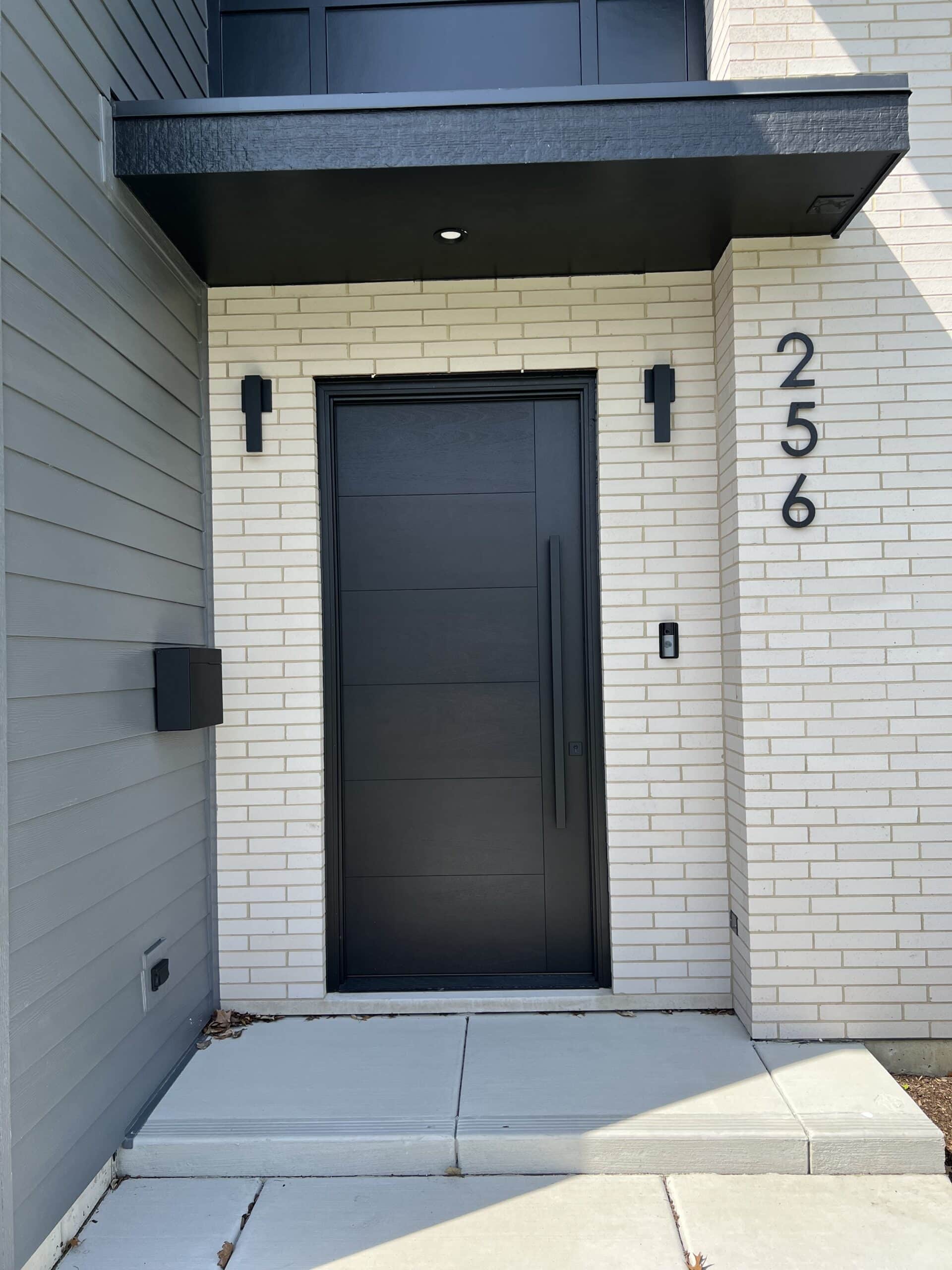 Ingram entry door detail