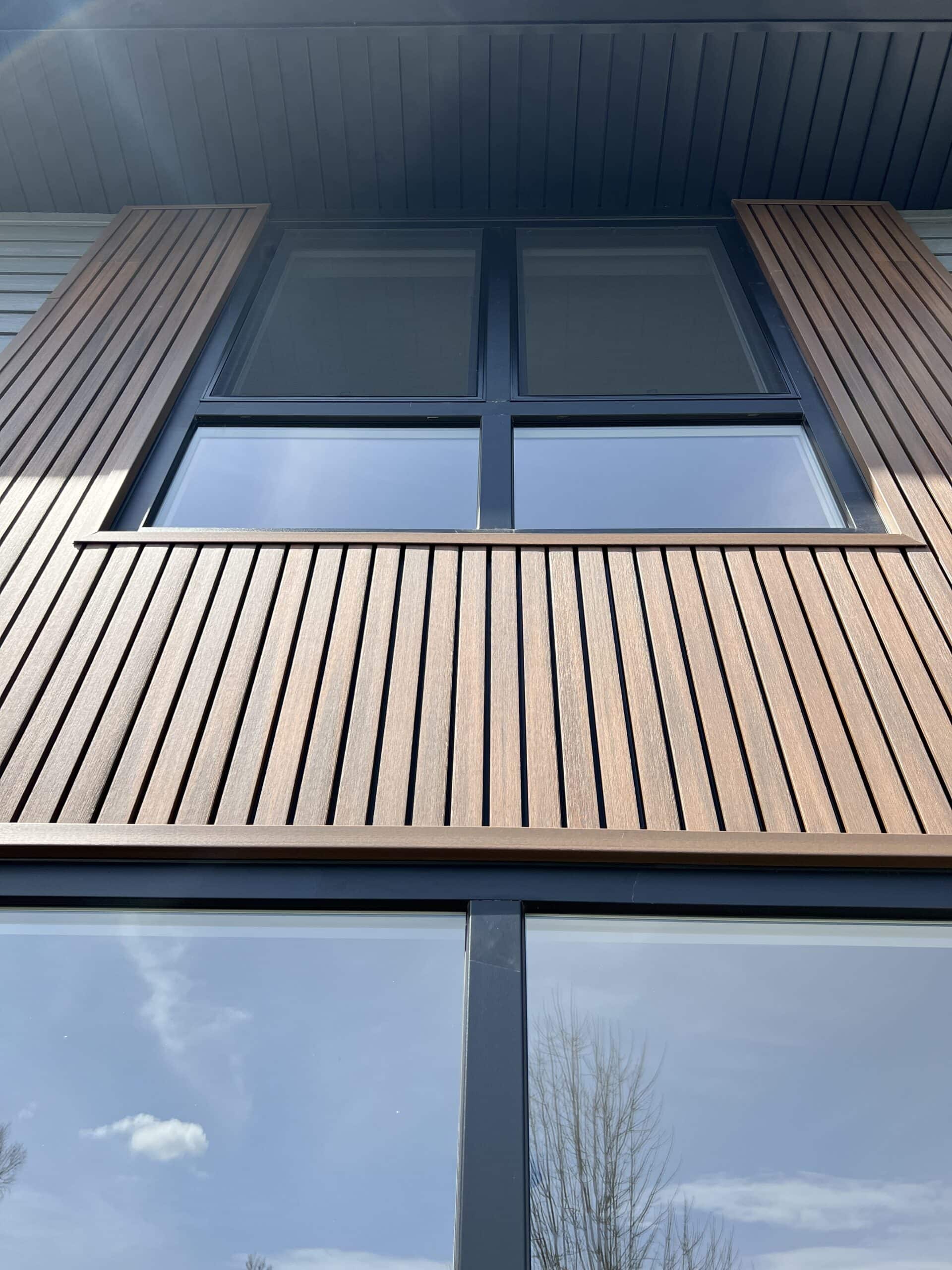 Ingram front detail